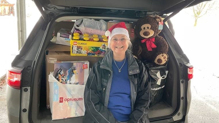 CTV producer Tracy McReynolds has worked tirelessly on the Toy Mountain campaign. This could be one of the last van loads to leave the station. In all, 20 full van loads have gone to the Simcoe Muskoka Family Connexions warehouse. 