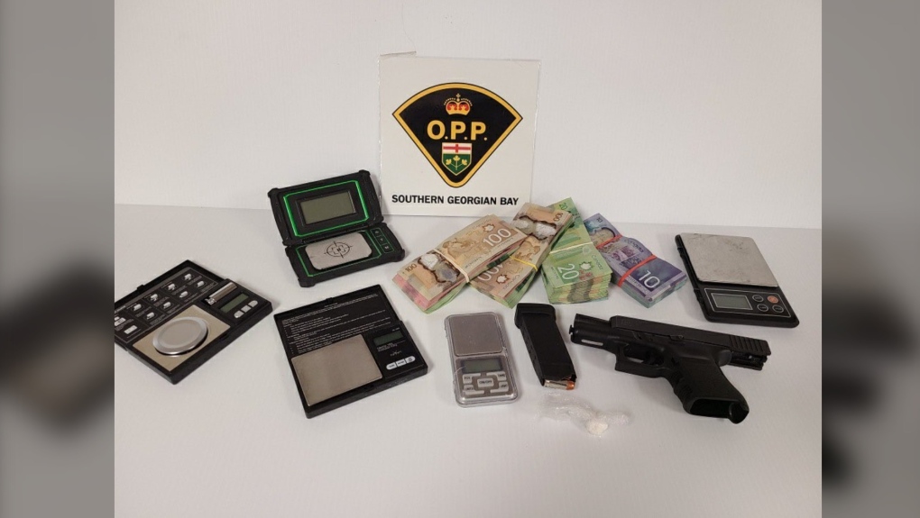 Southern Georgian Bay OPP seized drugs, cash and weapons during a traffic stop in Tay Township, Ont., on Thursday, Nov. 4 (OPP/Supplied)