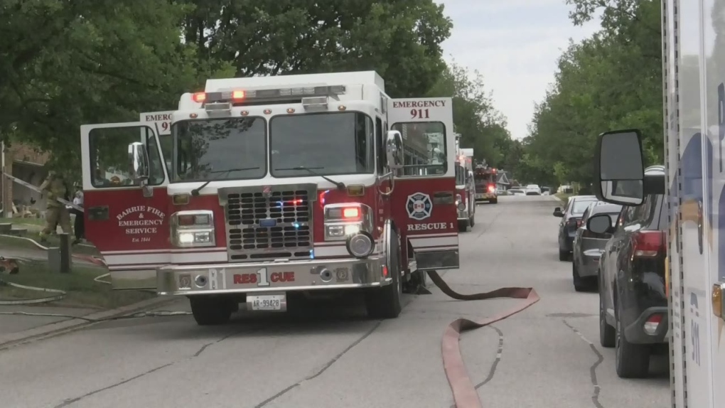 Fire damages Barrie home