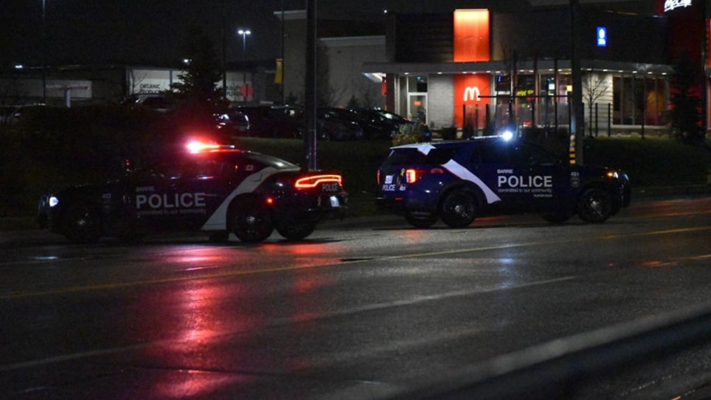 Police investigate a pedestrian fail to remain in Barrie, Ont., on Sat., Nov. 12, 2022 (Photo Courtesy: Michael Chorney/At The Scene Photography)