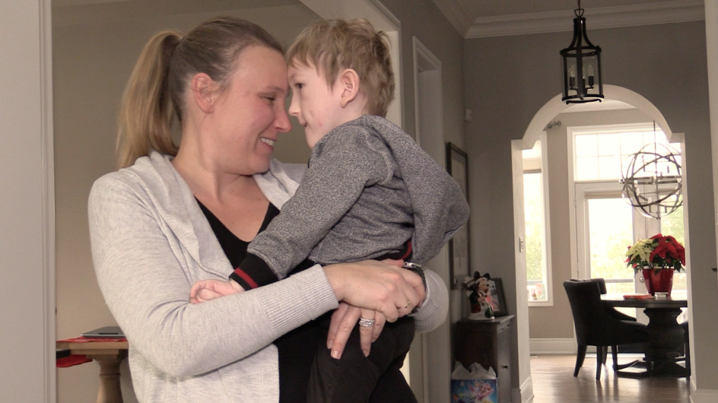 GoFundMe diluncurkan untuk mendukung bocah Ontario yang gigih dengan ‘kaki robot’