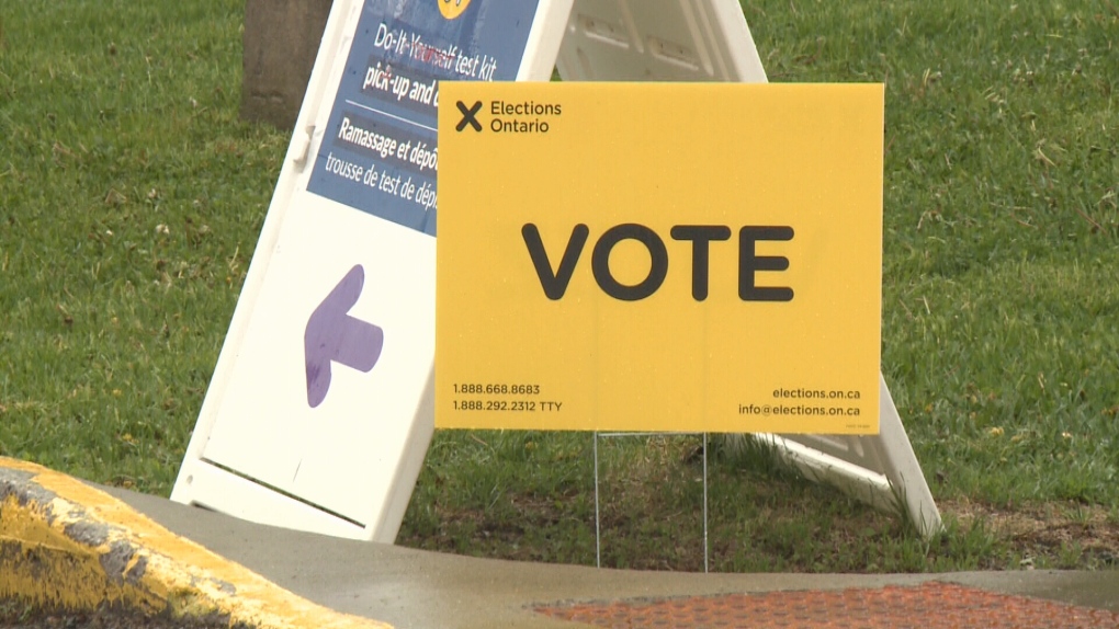 A sign outside a polling station in Ottawa is seen in this image. (CTV News Ottawa)