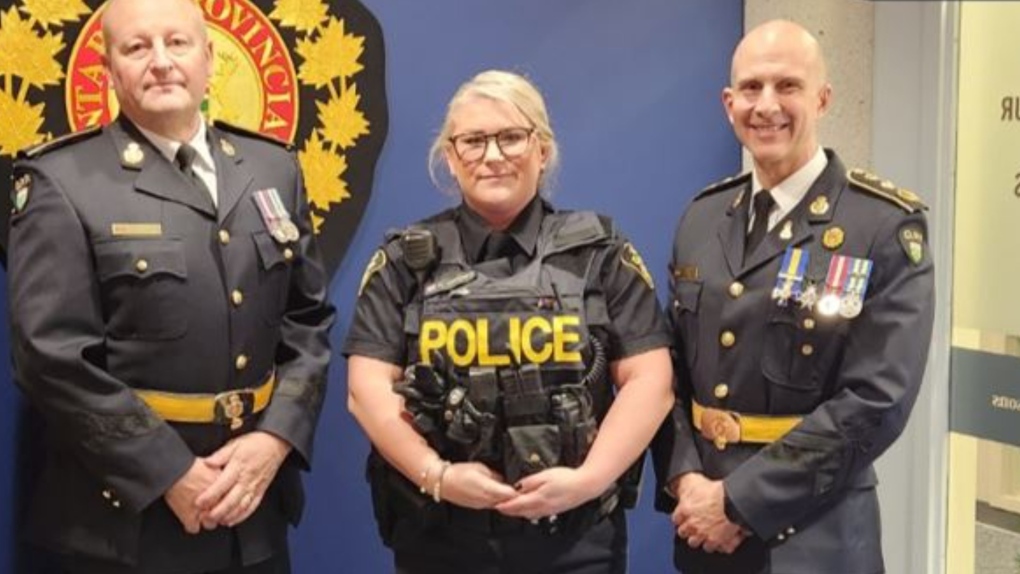 Inspector Steve Ridout (Left to right) Nottawasaga OPP Detachment Commander, Constable Katy Viccary Campaign Lead, Nottawasaga OPP, and OPP Commissioner Thomas Carrique.