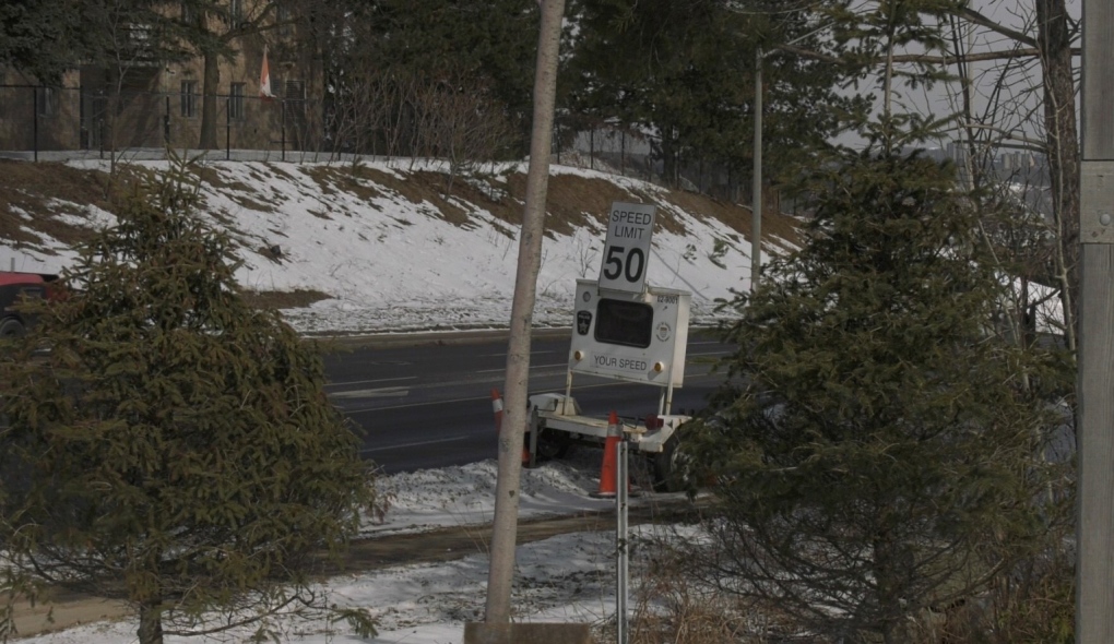 A speed measuring sign sits at the corner of Essa Road and Beacon Road, taken on Sun., March 19 (Molly Frommer/CTV News). 