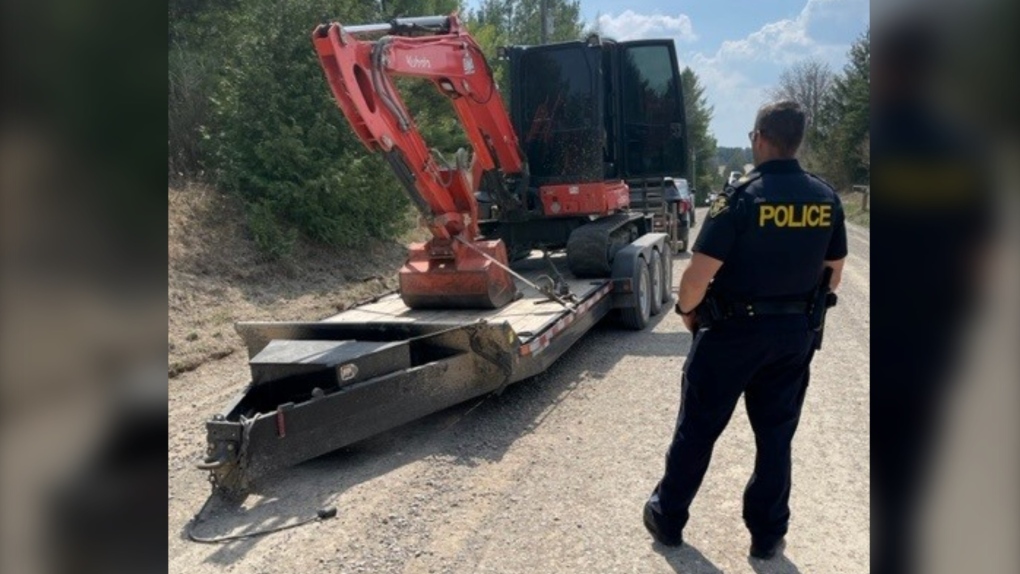 Police recovered a mini excavator stolen from a worksite in Bradford, Ont., on Sun., Apr. 16, 2023 (Source: OPP)