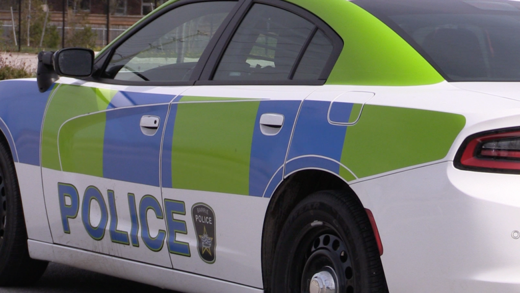 Barrie police charge suspended driver accused of fleeing officers in ...