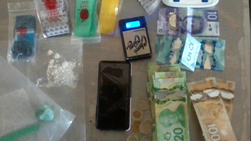 OPP seize suspected fentanyl and cash in Collingwood. June 29, 2023 (Twitter/OPP_CR)