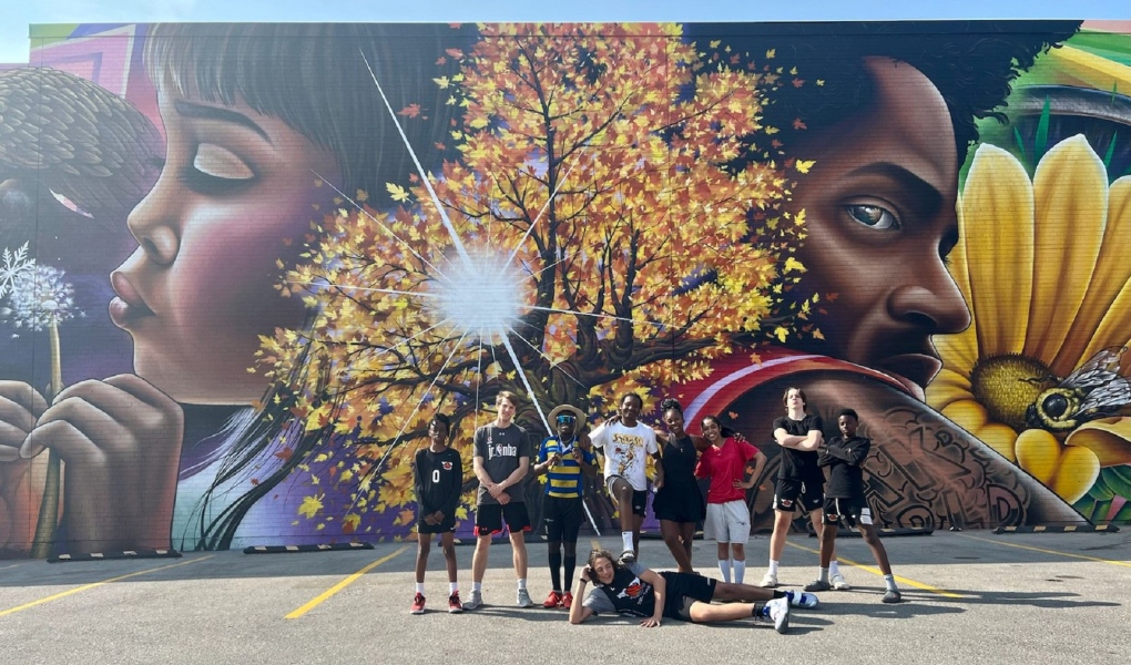 Clandestinos Art, a local artistic duo, created a new mural at 59 Maple Avenue in downtown Barrie. (Provided/ Downtown Barrie BIA)