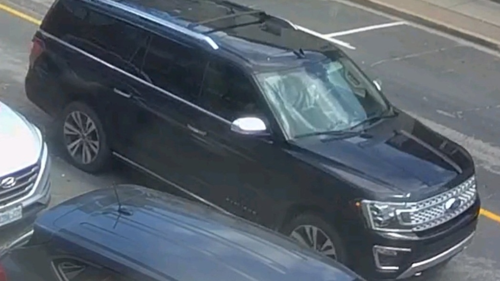 Nottawasaga OPP says the driver of this SUV hit a pedestrian in Tottenham at about 12:30 p.m. Monday, July 31, 2023. (Courtesy/ Nottawasaga OPP)
