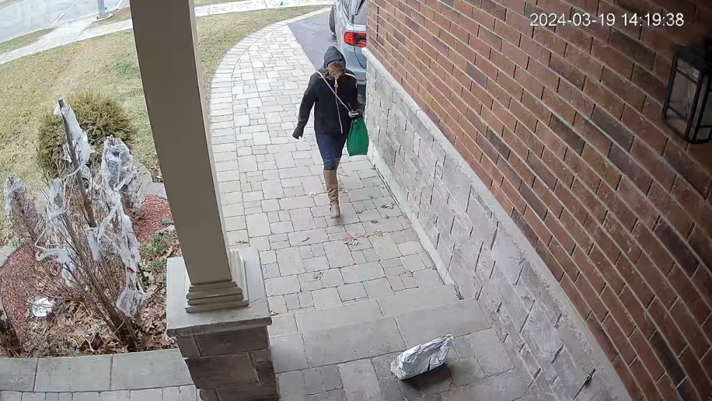 Caught On Camera Porch Pirate Takes Package 1342